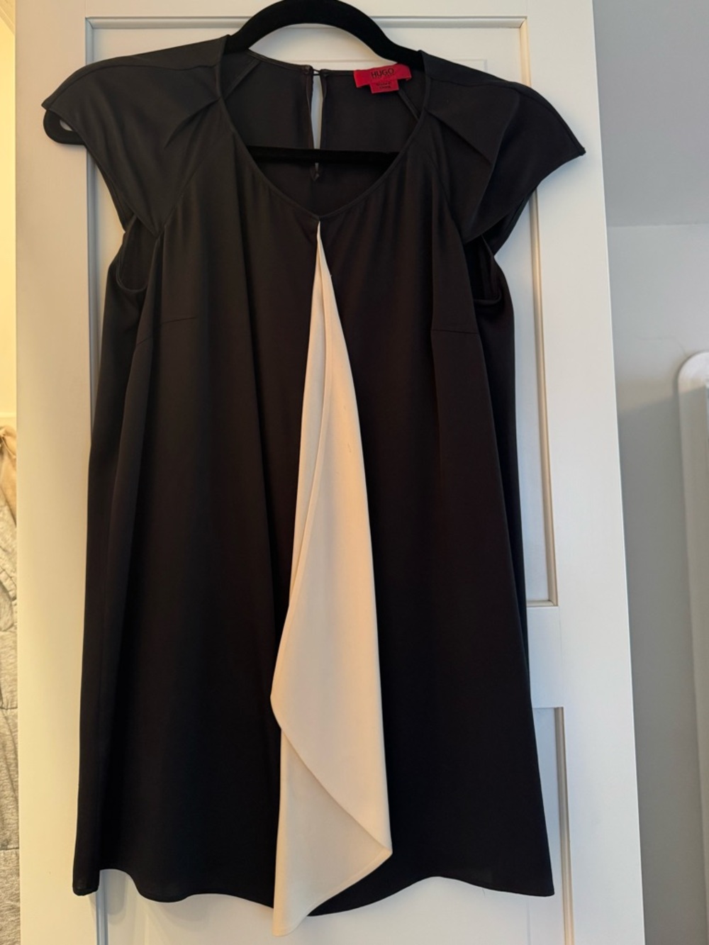 Hugo Boss Silk Black and Cream Draped Cap-Sleeve Blouse
